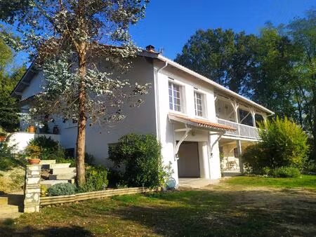 vue exceptionnelle - villa t6 (200m2 hab.) sur 2 200m2 de terrain...