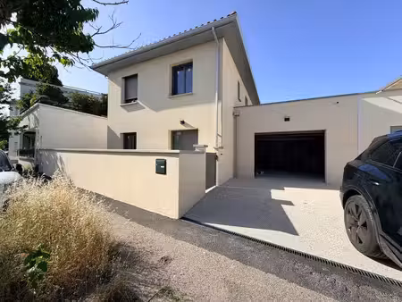 à louer maison neuve t5 de 144 m² avec garage