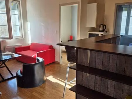 location appartement 2 pièces 35 m² à gien (45500)