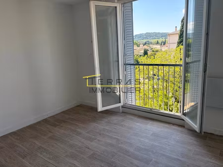 vente appartement 3 pièces 55 m² à valreas (84600)  60 000 €