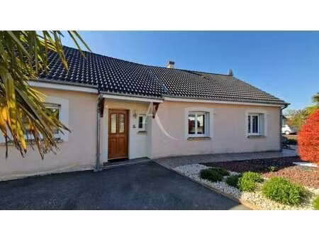 vente maison piscine à la bazoge-montpinçon (53440) : à vendre piscine / 150m² la bazoge-m