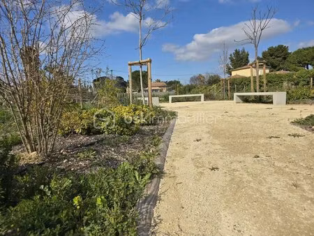 terrain de 614 m² à gignac