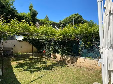 maison de 88m2 + garage 32 m2  sur 3 niveaux