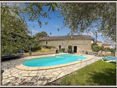 maison avec gite ensemble habitable de 188m² - piscine - jardin au calme