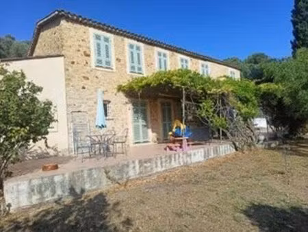 drap - a seulement 15 minutes de nice!!!