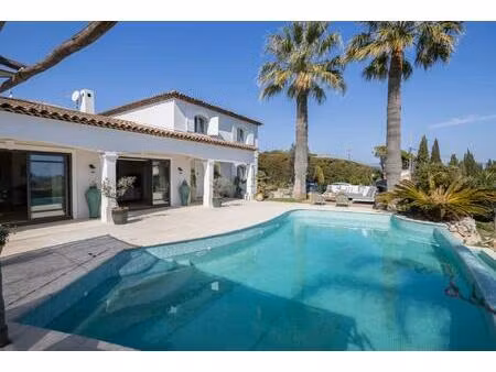 antibes - constance : villa d’exception avec vue panoramique