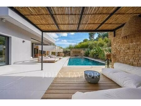 villa de 6 pièces de luxe en location ventabren  provence-alpes-côte d'azur