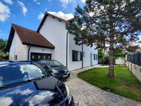 maison de luxe de 6 pièces en location à chelles  île-de-france