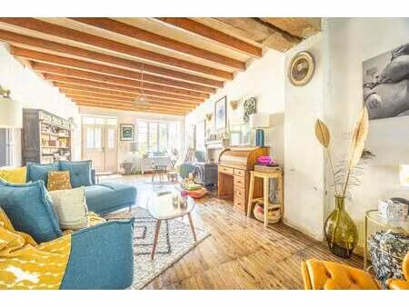 vente maison à saint-romans-lès-melle (79500) : à vendre / 198m² saint-romans-lès-melle