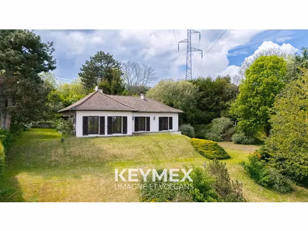 vente maison 5 pièces 161.14 m² à saint-genès-champanelle (63122)  365 000 €