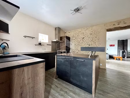longère de 5 pièces / 3 chambres à chaintreaux