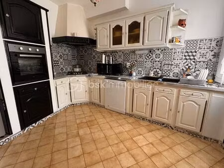 immeuble mixte de 150 m² à toulon