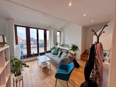 superbe penthouse en bon état