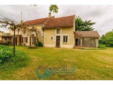 double habitation 161 m² et 211 m² dans un hameau de saint-en-puisaye