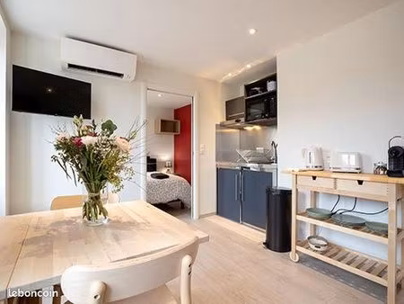 immeuble 11 pièces 212 m²