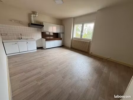 maison 3 pièces 60 m²