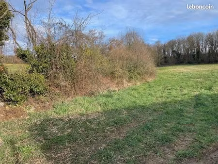terrain 450 m² reyrieux