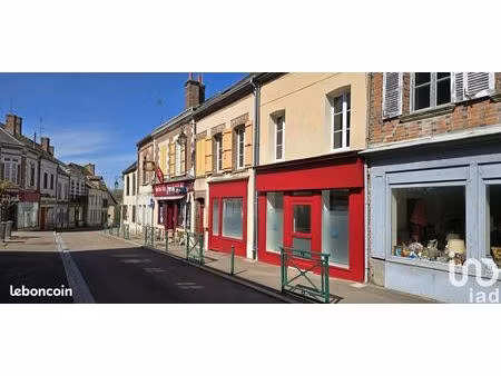 boutique 80 m² champignelles