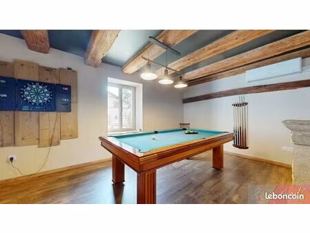 gîte 180 m² orchamps