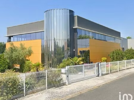 local 2026 m² descartes