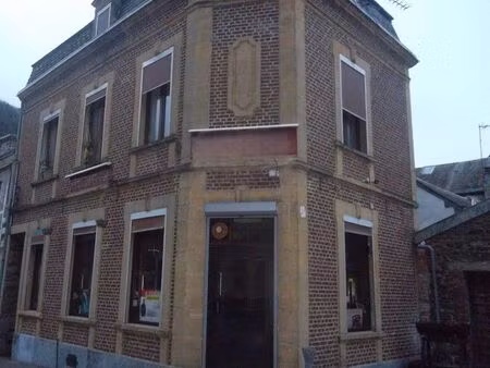 immeuble 162 m² revin