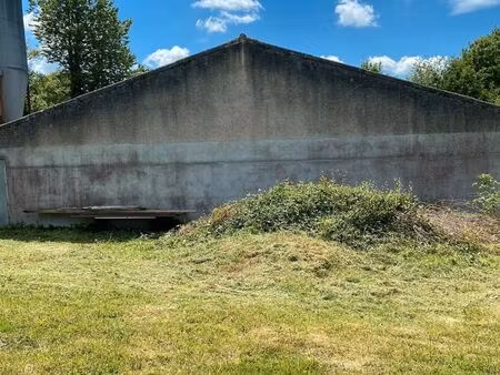 ferme 1 pièce 420 m²