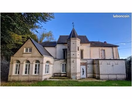 propriété 6 pièces 192 m²