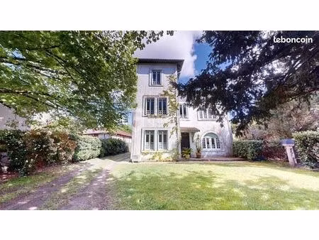maison 10 pièces 200 m²