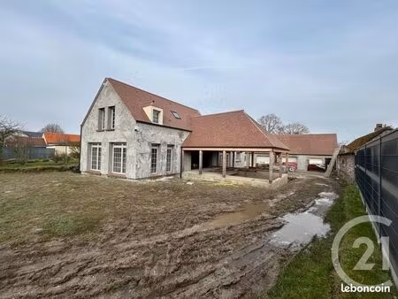 maison 7 pièces 273 m²