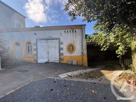 studio 1 pièce 43 m²