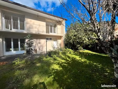 maison 5 pièces 186 m²