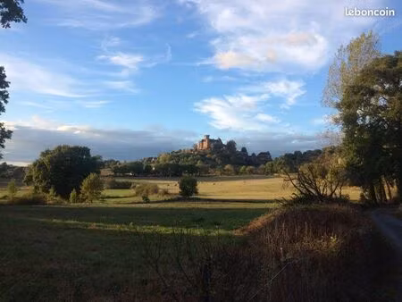 maison de terre crue dans le lot