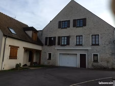 a vendre appartement t1 12m² à château landon 77570