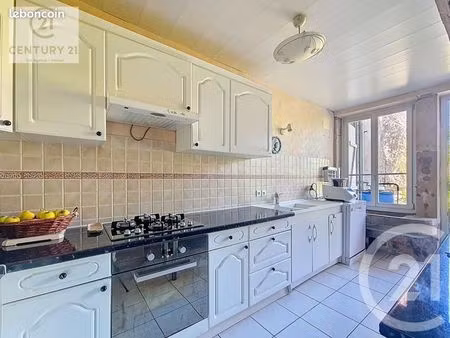 maison de village 7 pièces 159 m²