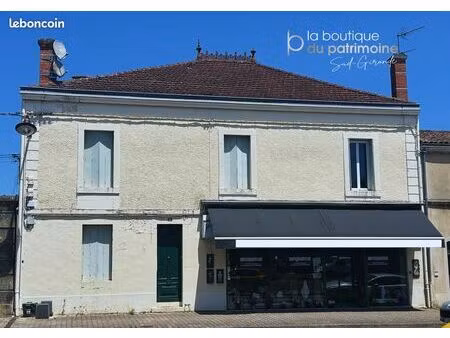 immeuble 180 m² bazas