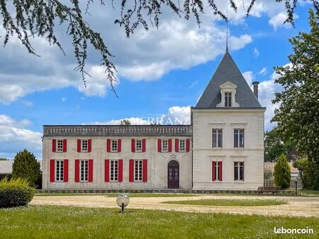 propriété 12 pièces 478 m²