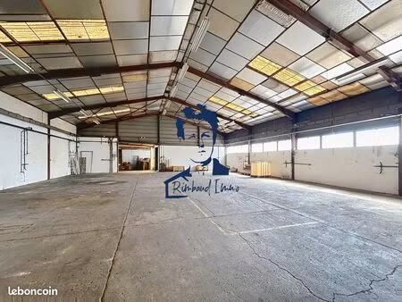 local 700 m² les hautes-rivières