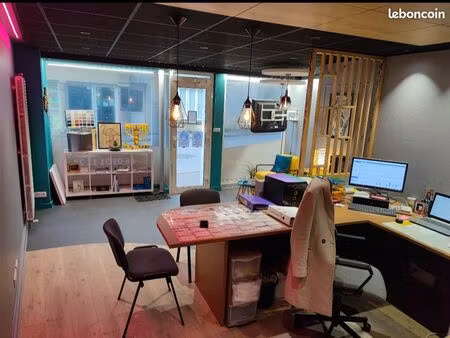 à louer – local commercial au cœur de baud