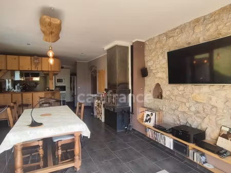 chanaz – propriété de caractère en bord de canal – 4 logements indépendants – 289 m² habit