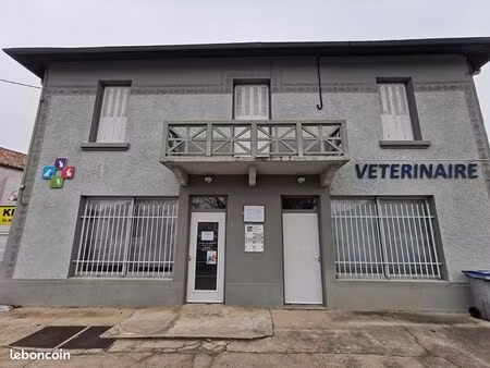 local commercial 56 m² portes les valence
