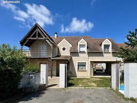 maison 7 pièces 180 m²