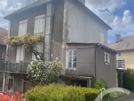 maison 6 pièces 100 m²