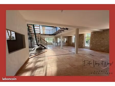 maison 10 pièces 432 m²