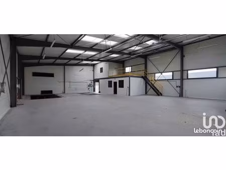 local 400 m² l'herbergement