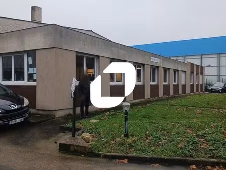 local industriel 2 107 m²