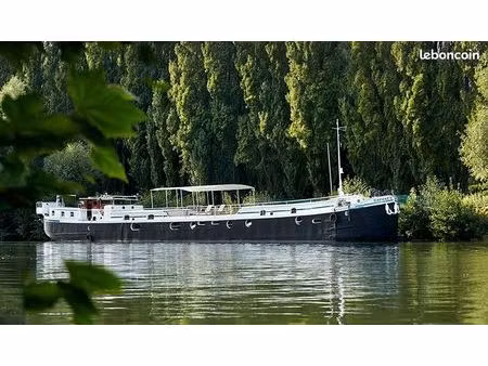 péniche-hôtel à auvers-sur-oise