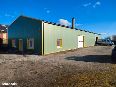 menuiserie à céder ou bâtiment seul facile d'accès dans zone artisanale