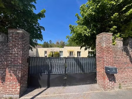 local 140 m² flines lez raches