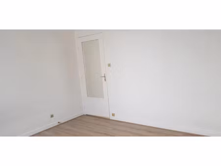 location appartement 2 pièces 22 m² à saint-martin-d'heres (38400)  530 €