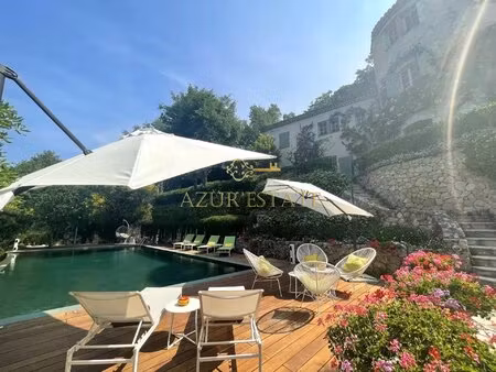 saint martin de peille : villa meublee avec piscine et terrain